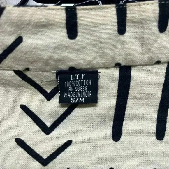 I.T.F. India Black Cream Aztec Print Cotton Reversible Jacket - Women's S/M - Picture 9 of 11